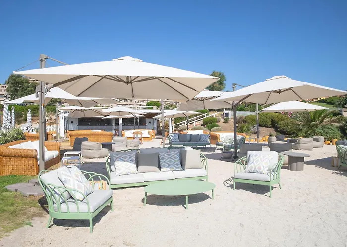 Mangia's Sardinia Resort 5*
