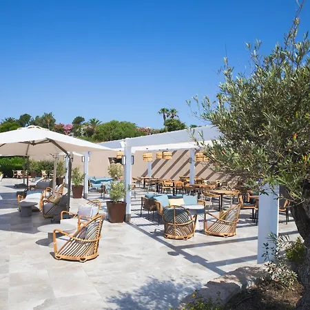 リゾート Mangia's Sardinia サンタ・テレーザ・ガッルーラ