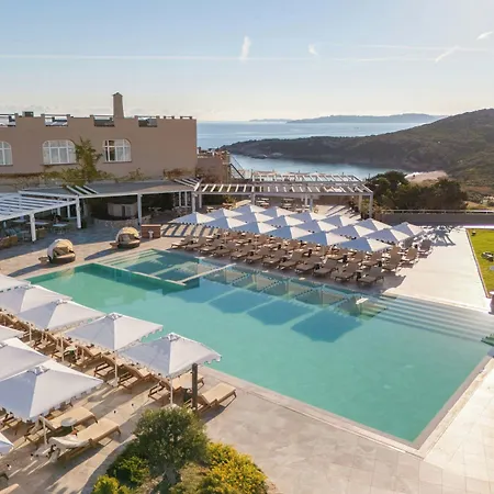 Mangia's Sardinia Resort, Autograph Collection