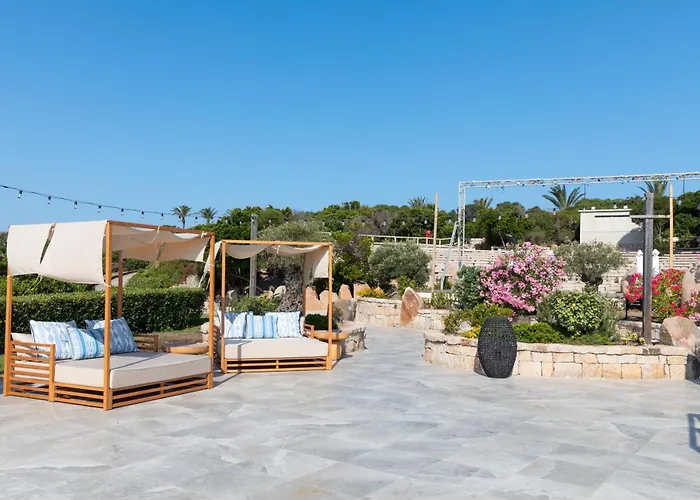 Üdülőközpont Mangia's Sardinia 5*